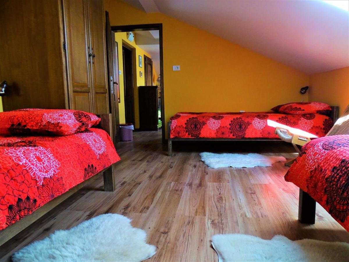 Apartmaji Pr-Gujlu Sela Nad Podmelcem 5220 Tolmin Podmelec Экстерьер фото